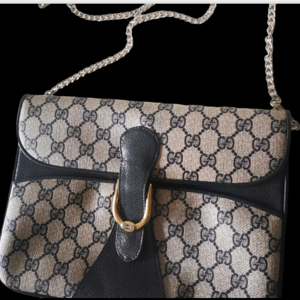 Vintage Gucci purse